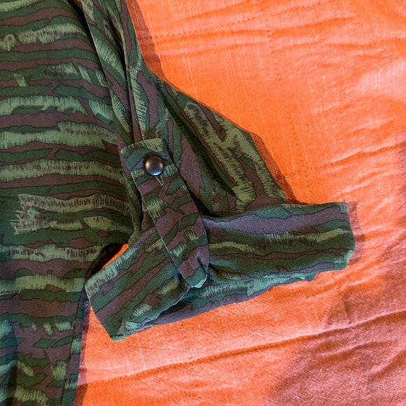 Alice + Olivia Blouse - Picture 4 of 9